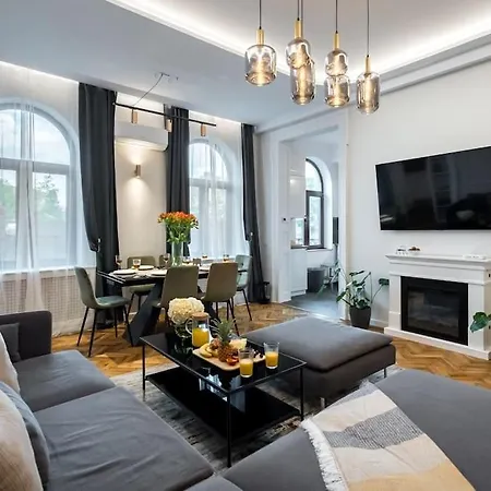 Stylish 5br - Ateneu - Amazing Location *