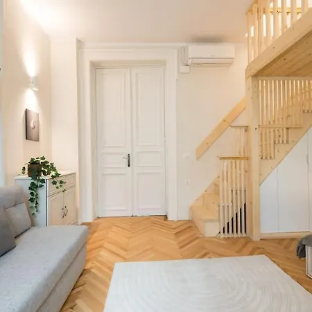 Stylish 5br - Ateneu - Amazing Location