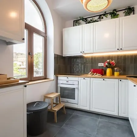 Stylish 5br - Ateneu - Amazing Location Apartament Bukareszt