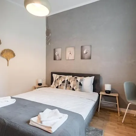 Stylish 5br - Ateneu - Amazing Location Apartament Bukareszt