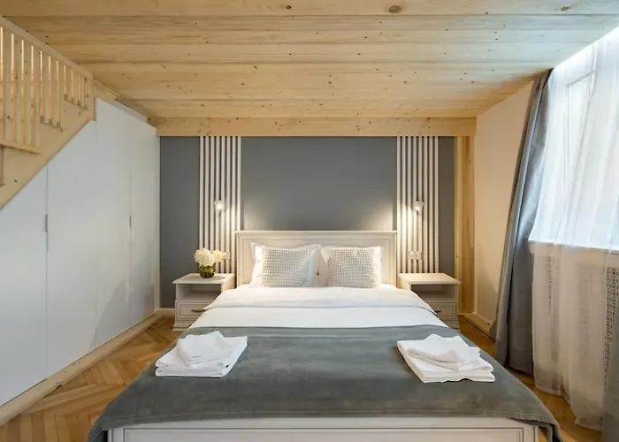 Stylish 5br - Ateneu - Amazing Location 아파트 *