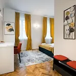 Stylish 5br - Ateneu - Amazing Location *