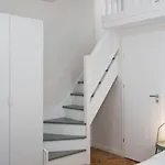 Stylish 5br - Ateneu - Amazing Location Бухарест