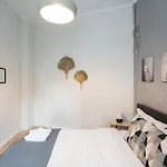 Апартаменти Stylish 5br - Ateneu - Amazing Location