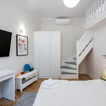 Apartment Stylish 5br - Ateneu - Amazing Location