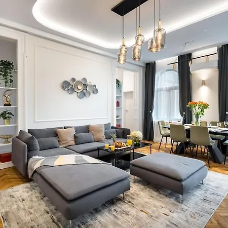 Stylish 5br - Ateneu - Amazing Location Bucarest