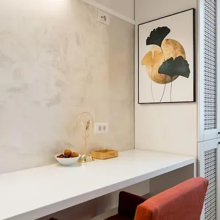 Stylish 5br - Ateneu - Amazing Location 布加勒斯特