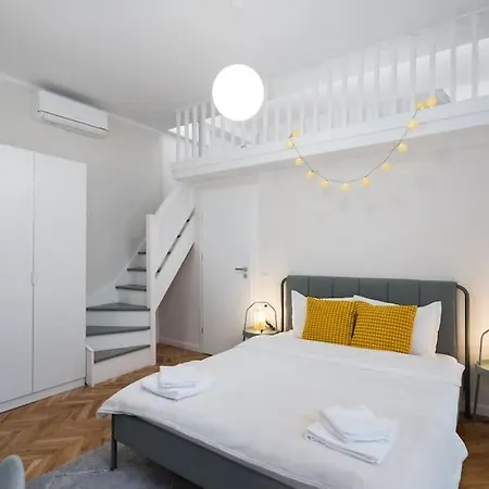 Stylish 5br - Ateneu - Amazing Location * 布加勒斯特