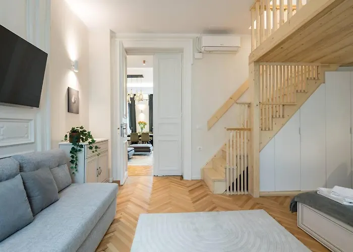 Stylish 5br - Ateneu - Amazing Location Βουκουρέστι