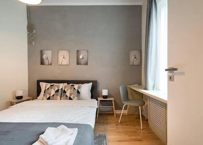 Stylish 5br - Ateneu - Amazing Location * 布加勒斯特