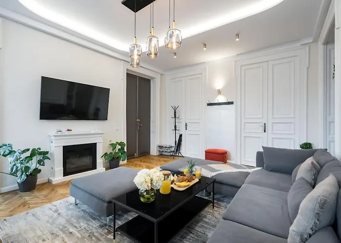 Stylish 5br - Ateneu - Amazing Location Διαμέρισμα *