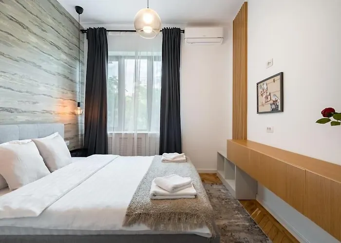 Διαμέρισμα Stylish 5br - Ateneu - Amazing Location *