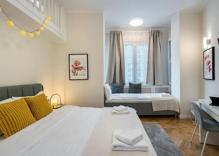 Stylish 5br - Ateneu - Amazing Location 布加勒斯特