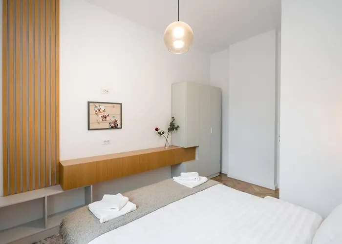 Apartamento Stylish 5br - Ateneu - Amazing Location *