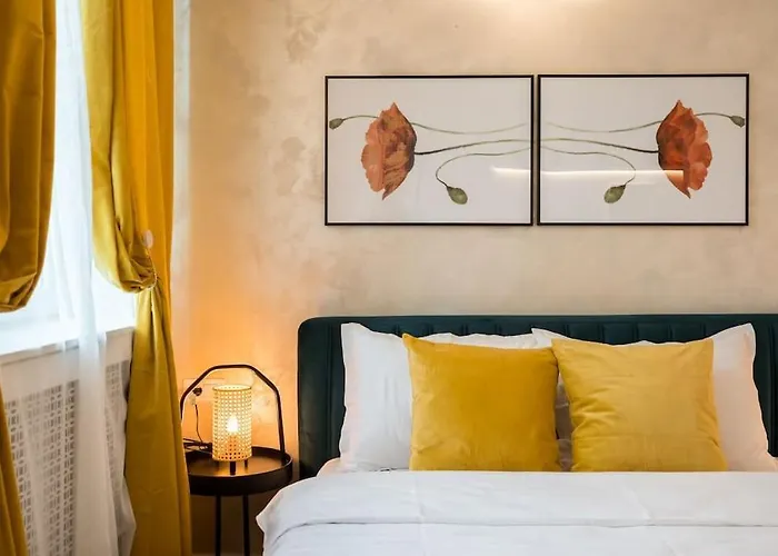 Lägenhet Stylish 5br - Ateneu - Amazing Location Bukarest