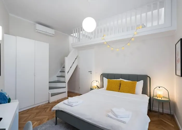 Stylish 5br - Ateneu - Amazing Location * Bukarest